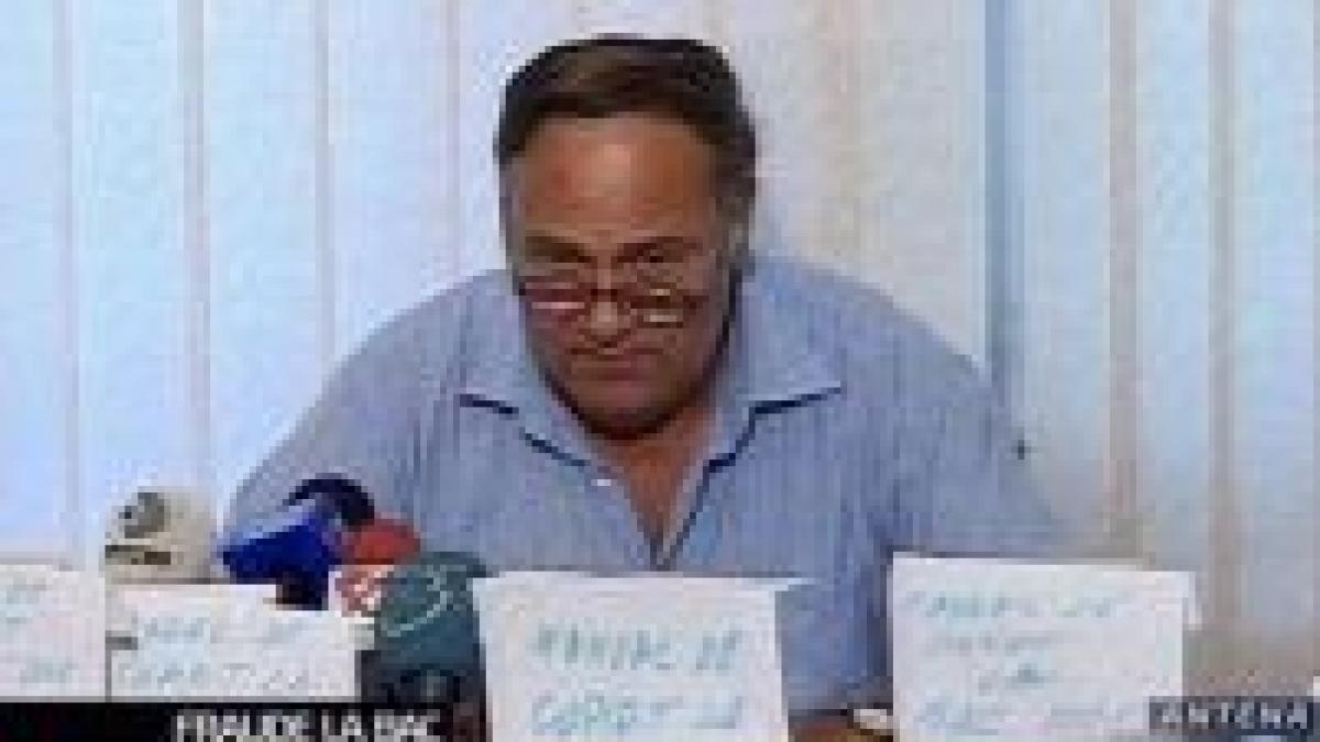 profesorul care a descoperit lucrari copiate la bac cere demiterea ministrului educatiei