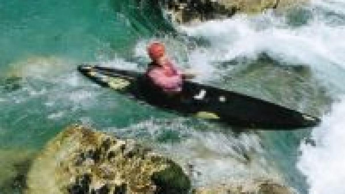 cinci morti in urma rasturnarii a doua ambarcatiuni in slovenia