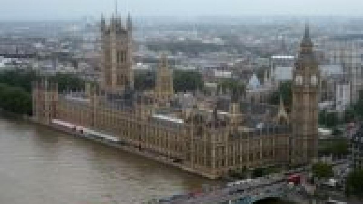 panica in marea britanie peste 50 de persoane au fost injunghiate in londra