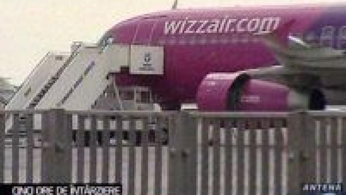 Îmtârziere de 5 ore a unei curse low-cost Bucureşti-Roma, după o defecţiune la motor 