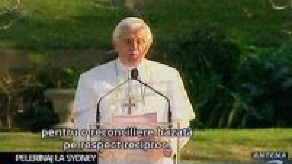 papa acuza televiziunile si internetul cultiva sexul si violenta ca forma de amuzament