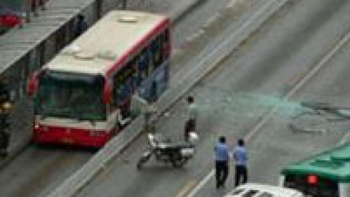 doua autobuze au explodat in sud vestul chinei