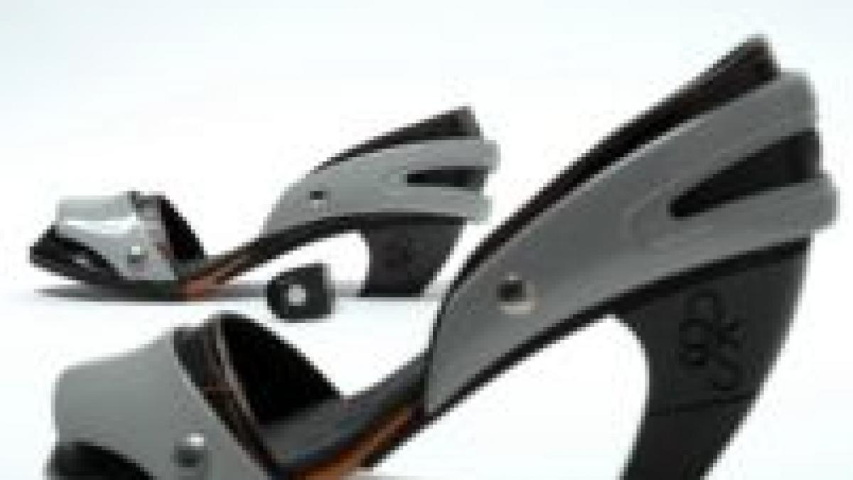 pantofii ajustabili in inaltime alternativa femeilor viitorului