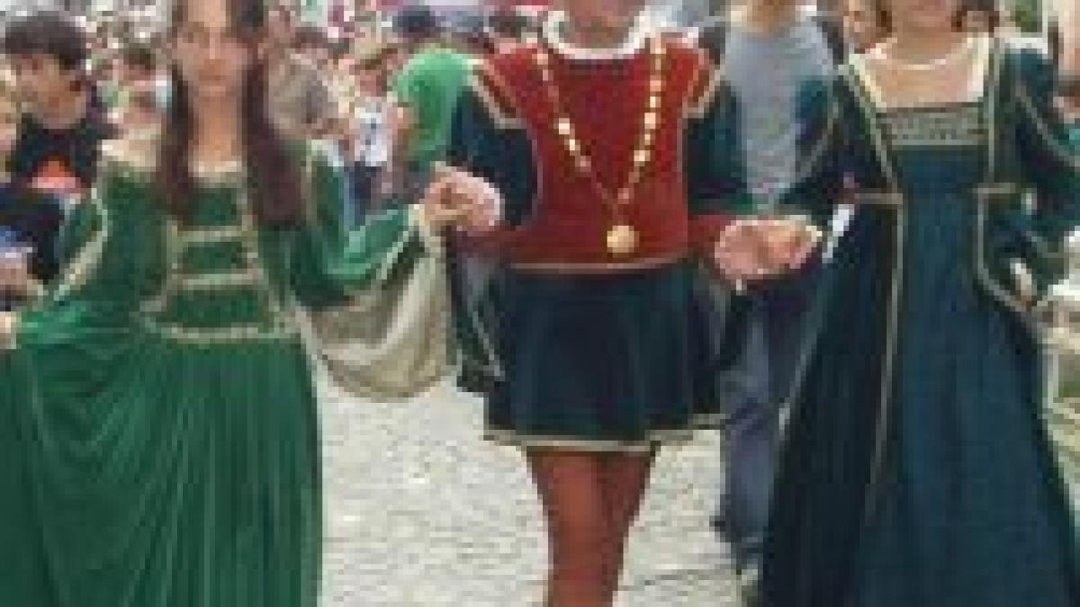 festivalul medieval de la sighisoara trei zile si trei nopti de petreceri ca in evul mediu