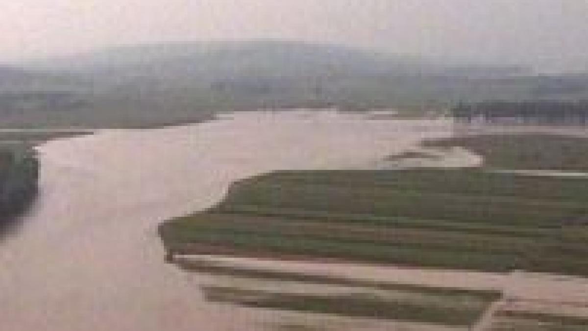 suceava barajul horodnic s a rupt iar localitatea vicovu de jos este in pericol