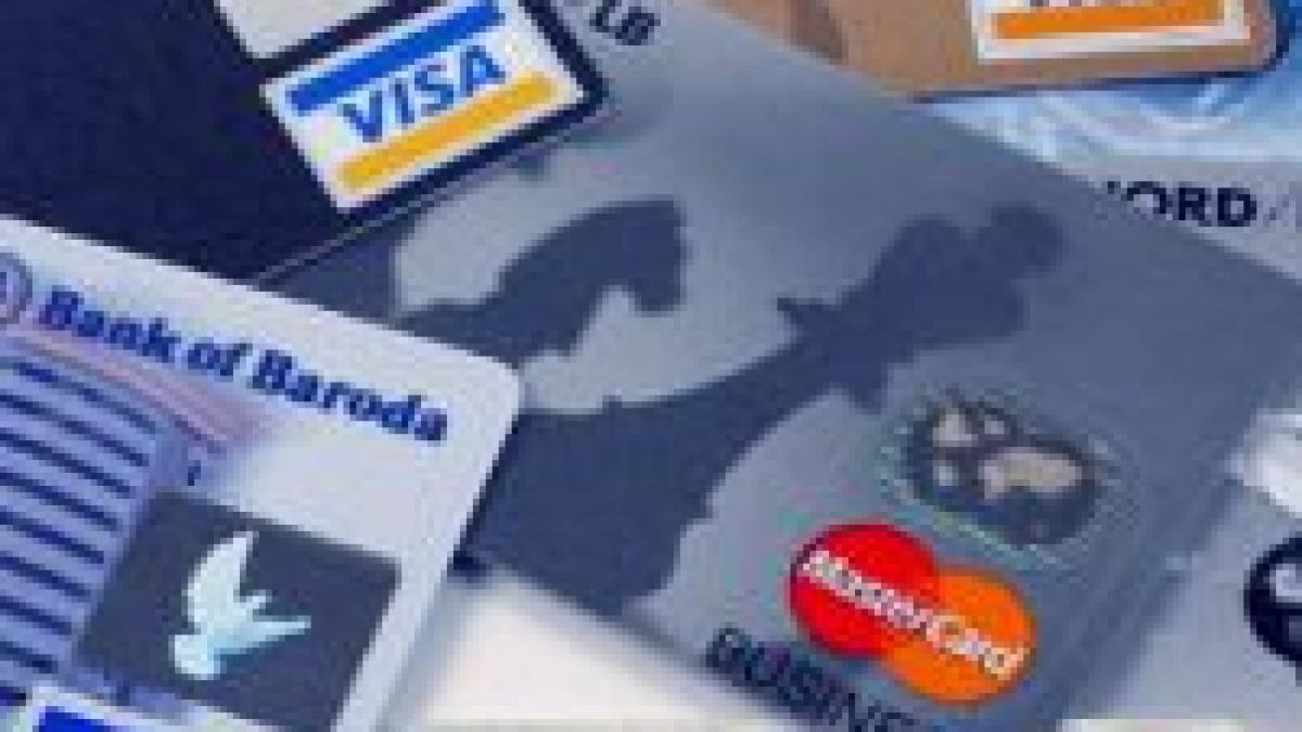 italia un roman de 19 ani arestat pentru falsificare de carduri bancare