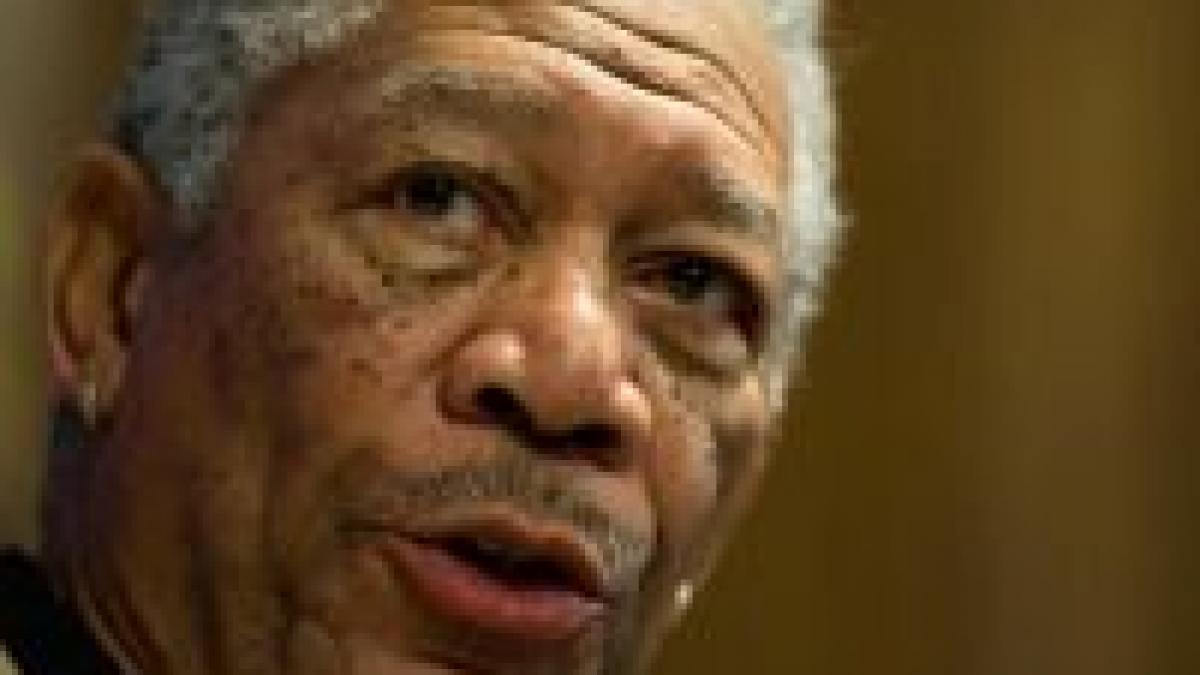 morgan freeman va fi operat dupa ce a fost ranit grav intr un accident rutier