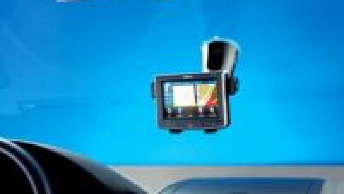 asus testeaza un sistem gps care expune informatiile direct pe parbriz