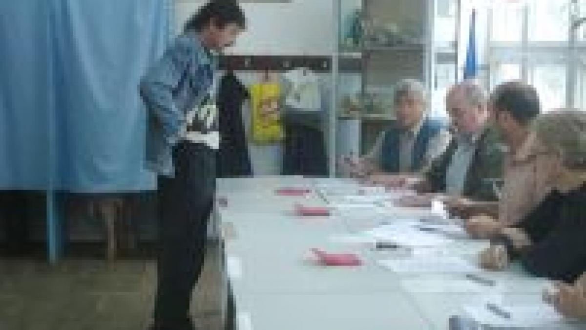 pd l conduce topul cheltuielilor din campania electorala pentru locale