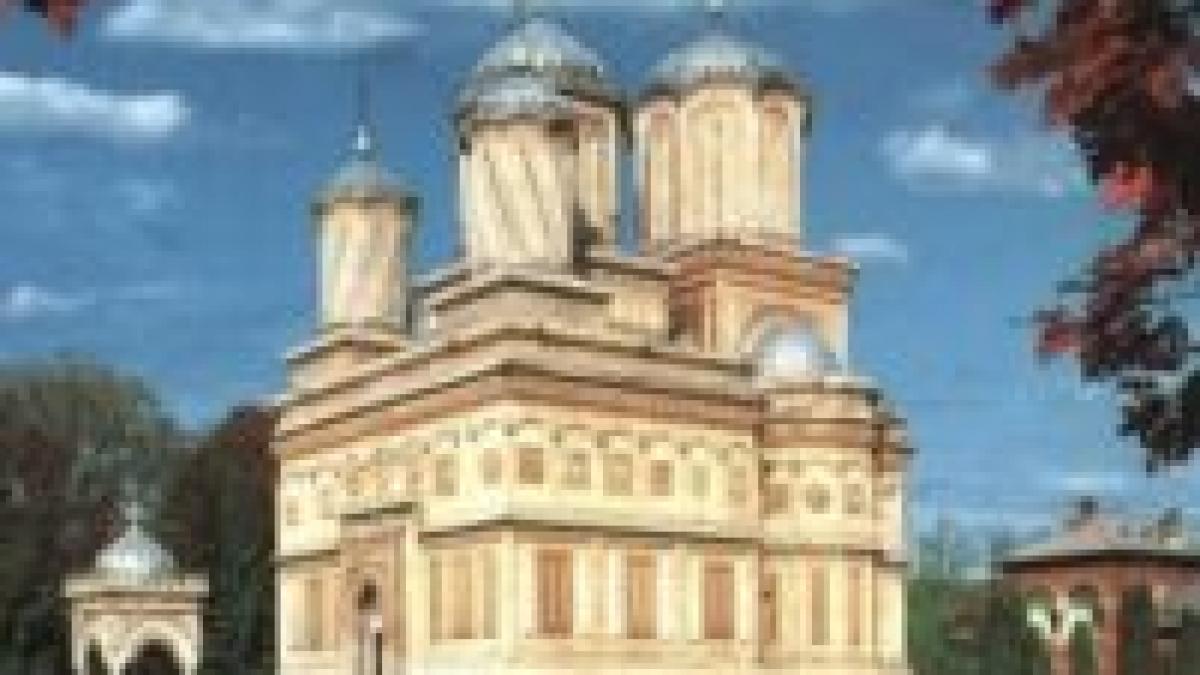 de sfanta maria rromii au dat petreceri in fata manastirilor video