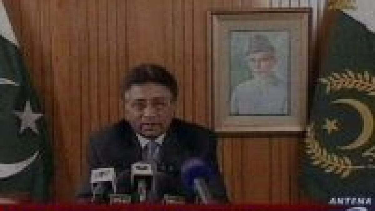 pervez musharraf presedintele pakistanului a demisionat