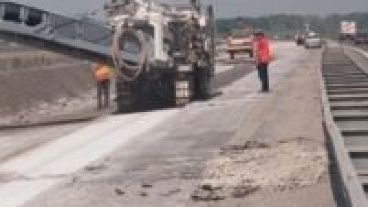 tariceanu ministerul transporturilor vinovat de inaintarea lenta a lucrarilor la autostrada