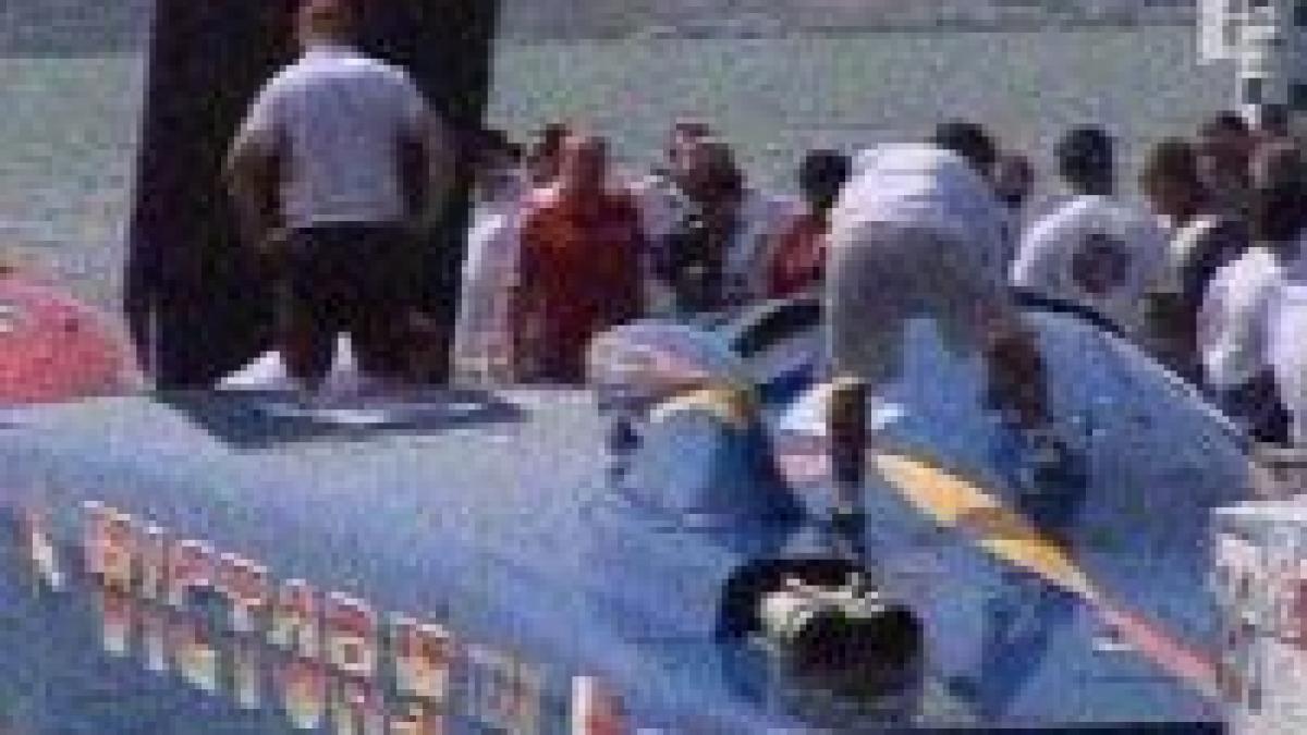 class one romanian powerboat aproape de start seicul qatar ului spera la un loc pe podium