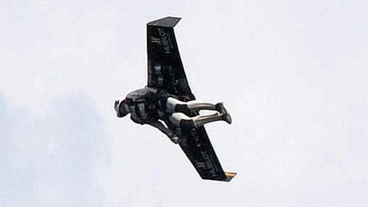 premiera mondiala primul zbor reusit de omul cu reactie