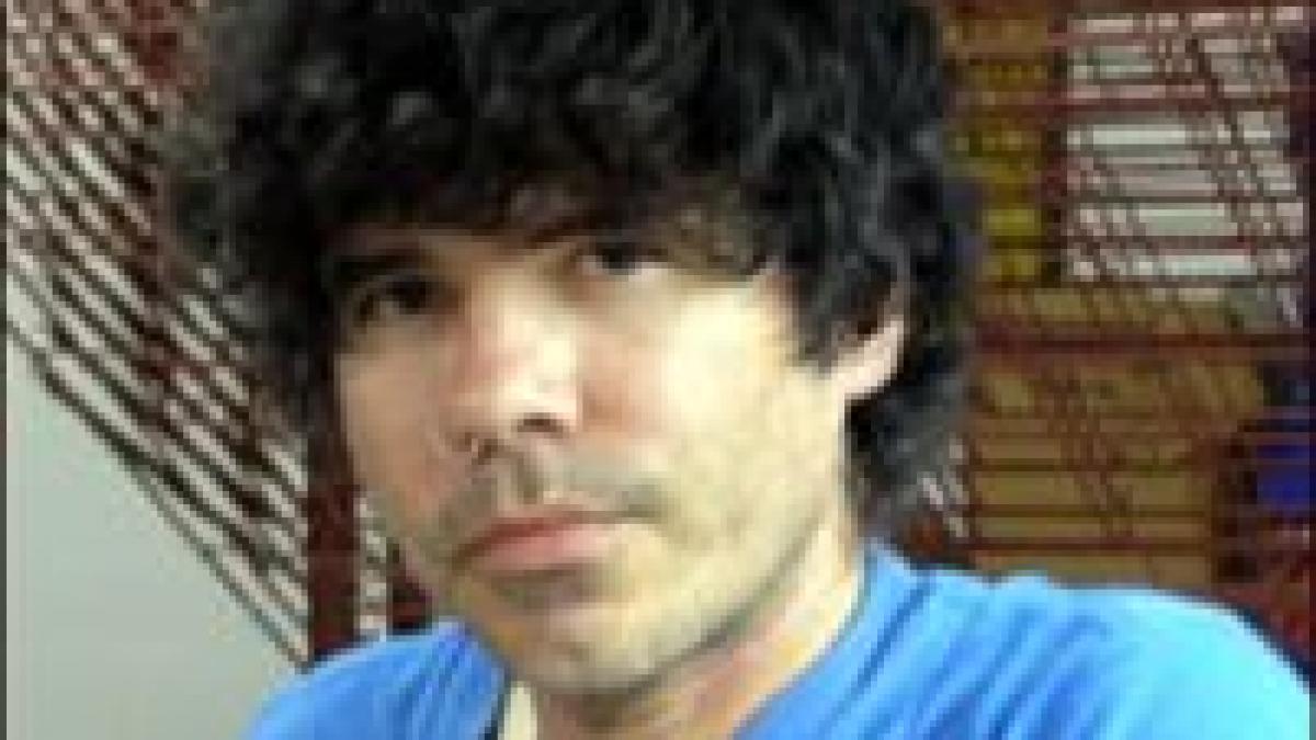 un rocker cubanez amendat pentru nesubordonare dupa ce l a tratat ironic pe fidel castro