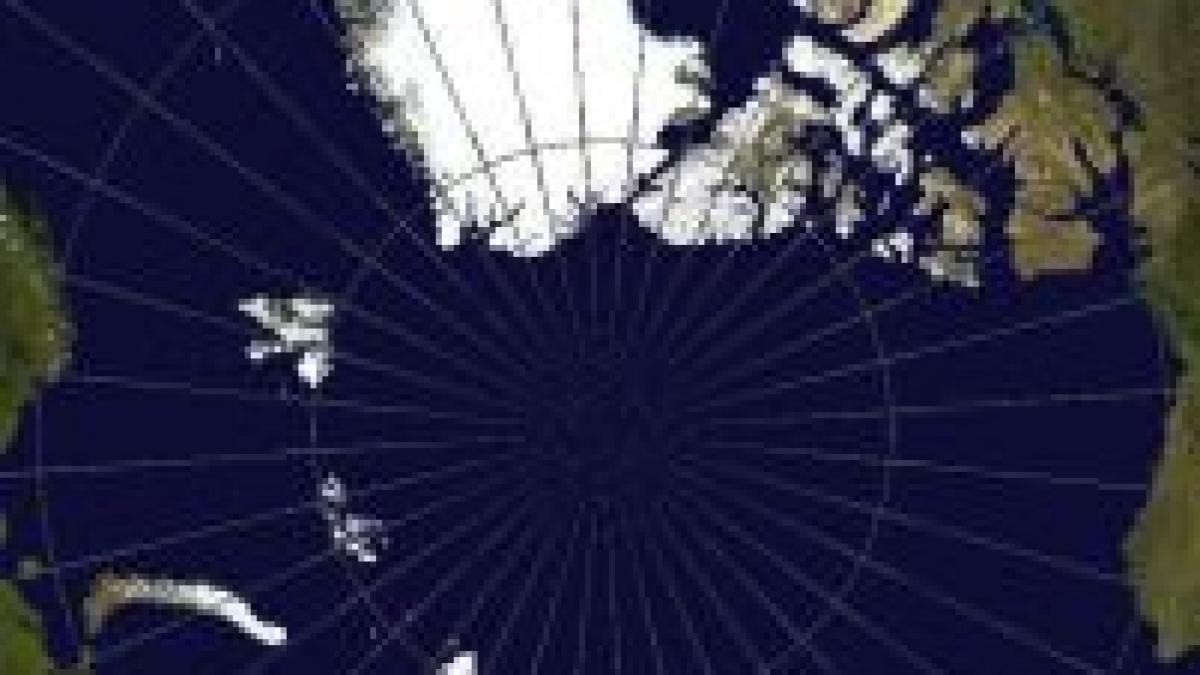 fotografii din satelit calota glaciara din zona arctica a devenit o simpla insula