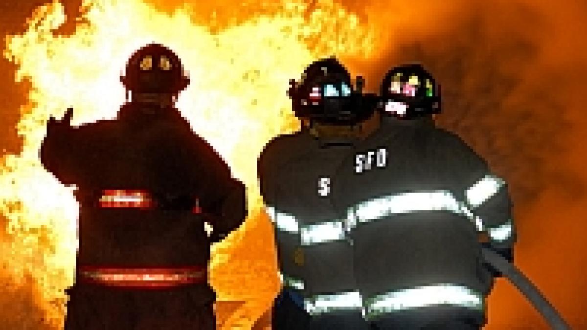 o pompa de gaz natural din bulgaria in apropiere de vama veche arde de 24 de ore