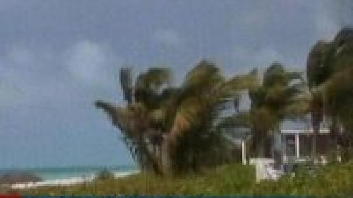 bilant provizoriu al uraganului hanna 600 de morti urmeaza ike