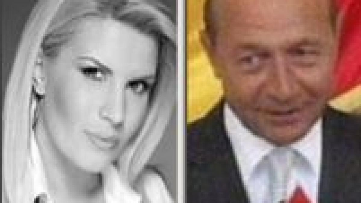 Instantanee electorale: Sarmalele Elenei Udrea şi icoana Mariei Băsescu (FOTO)
