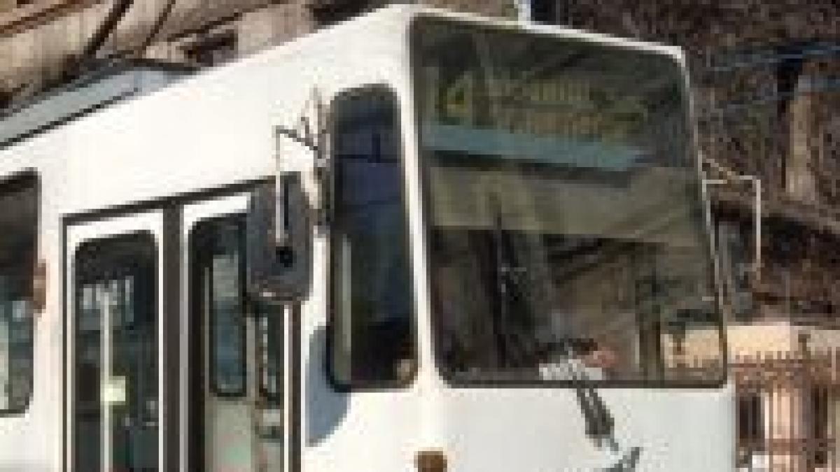bucuresti tramvaiele liniei 14 revin pe traseul de baza