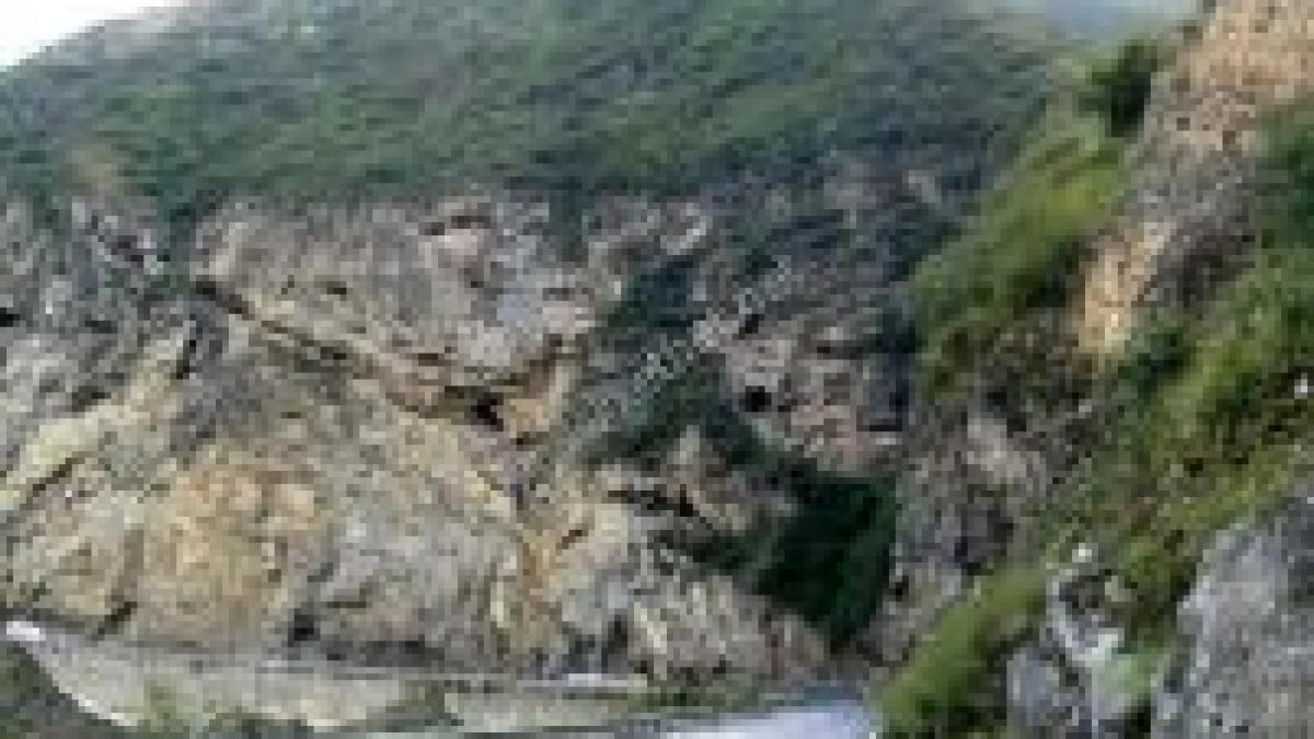 grav accident rutier soldat cu 51 de morti in sud vestul chinei