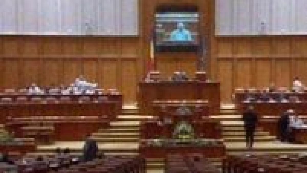 Moţiunile simple pe temele educaţiei şi agriculturii au fost aprobate