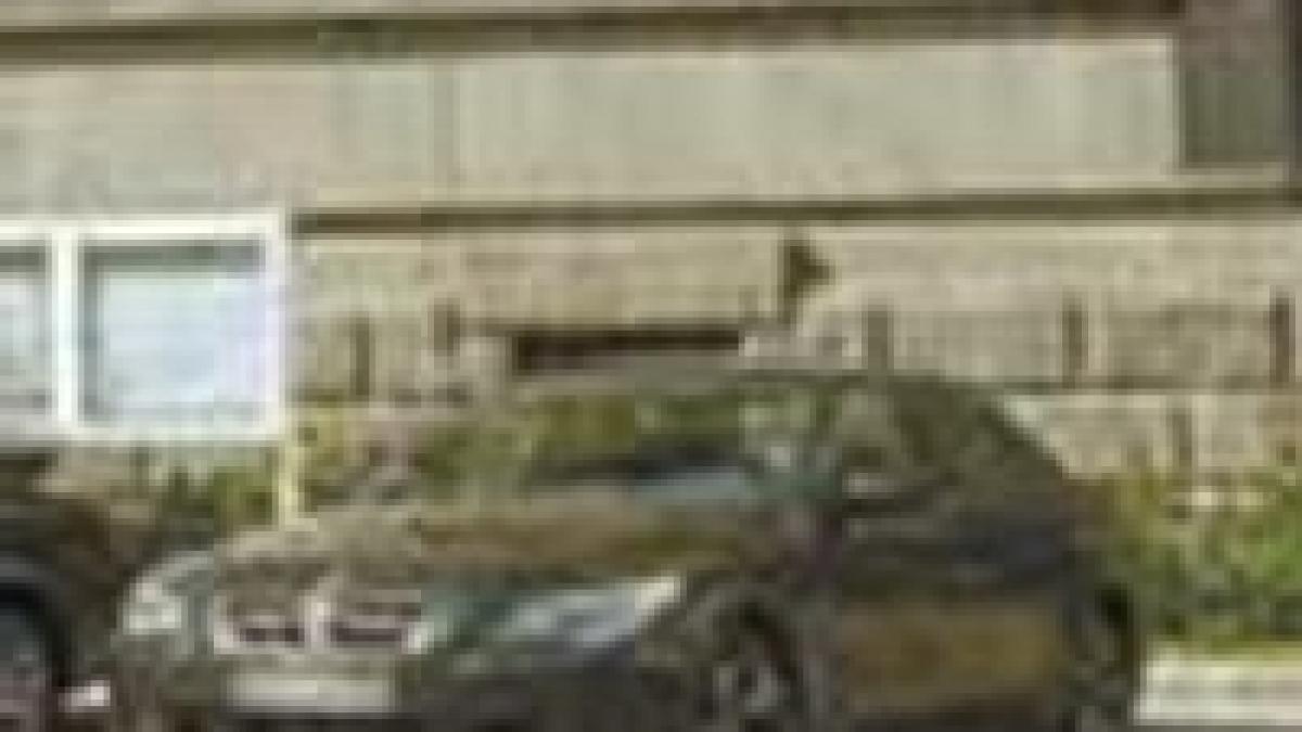 abuz de putere un procuror dna suspectat ca a batut un tanar chiar in fata politistilor