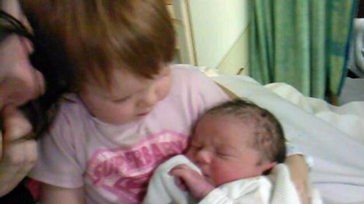 marea britanie un barbat si a ucis cele doua fetite si apoi si a luat viata foto