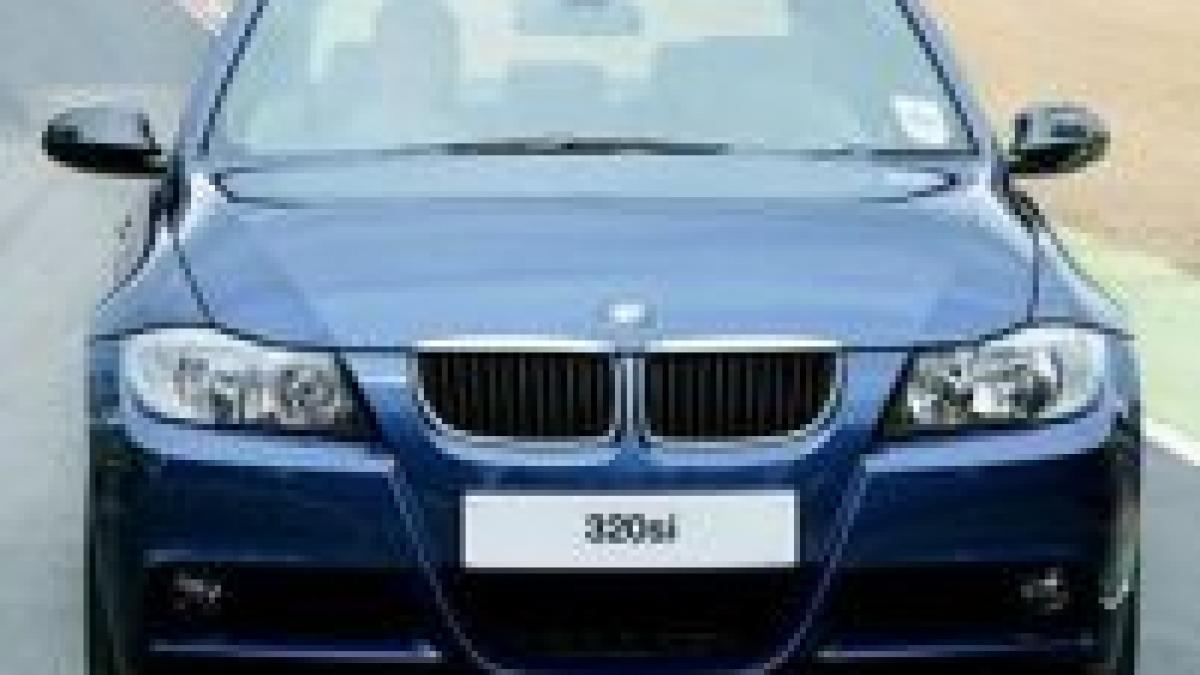 comisia europeana a decis masinile noi vor fi echipate cu faruri de zi din 2011