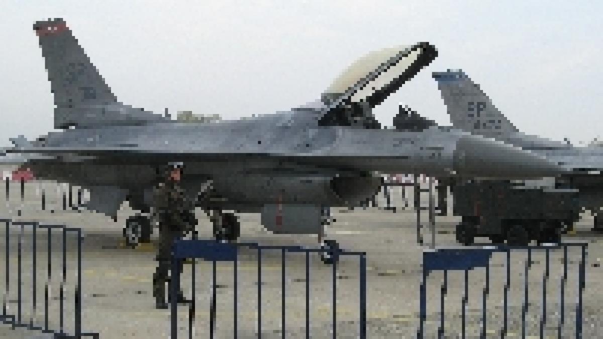exclusiv avioane blindate si tehnica militara la black sea defence aerospace 2008 foto