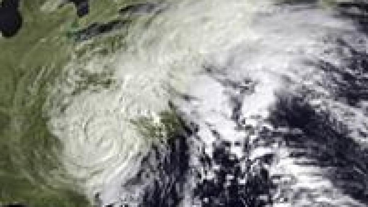 furtuna tropicala kyle s a transformat in uragan si ameninta sua si canada