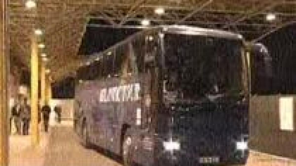 jucatorii echipei chelsea au ajuns in romania video