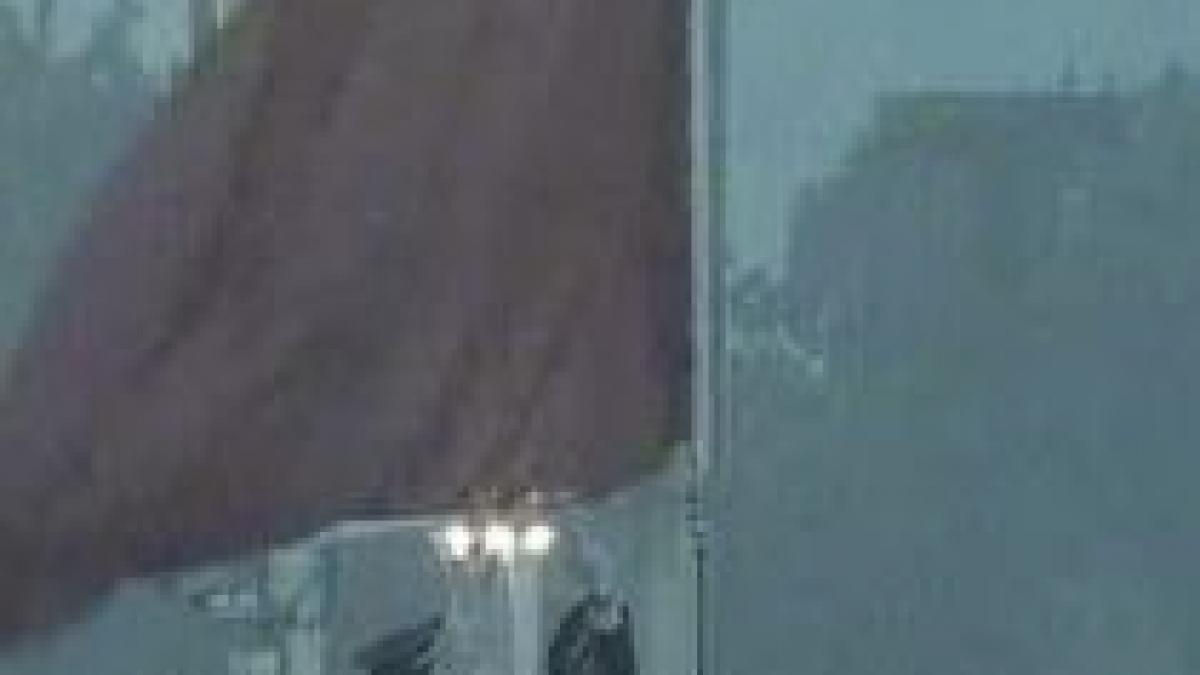 ziua nationala a chinei zeci de mii de oameni au urmarit hipnotizati parada din tienanmen video