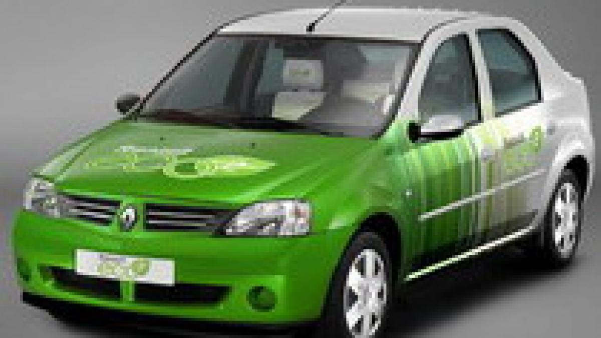 dacia a prezentat la paris logan mcv facelift sandero diesel si logan renault eco2