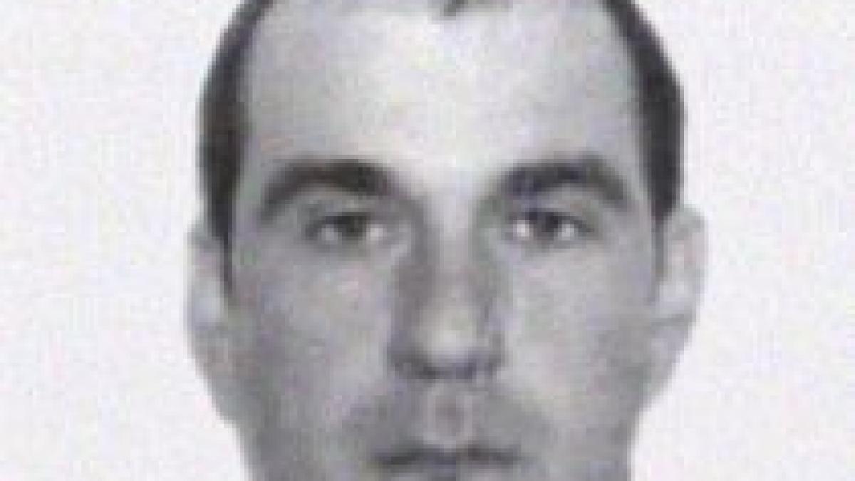 un politist din pascani si a ucis sotia cu arma din dotare apoi s a sinucis