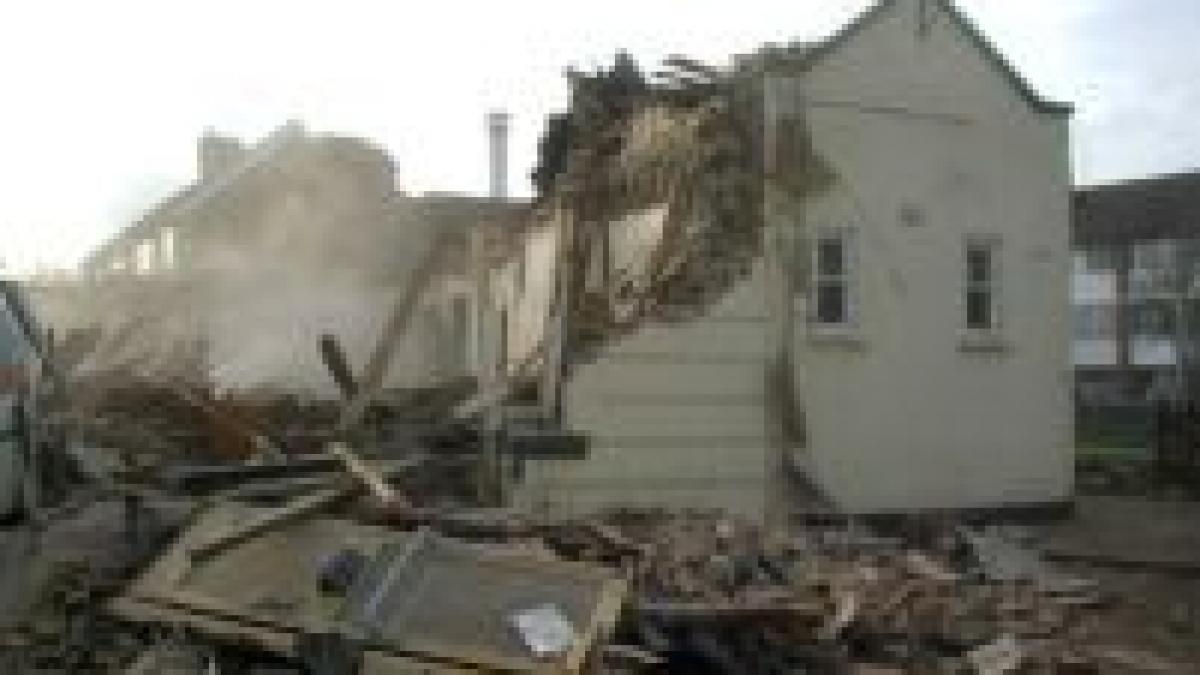 deseurile rezultate din demolarea peretilor casei trebuie declarate la primarie