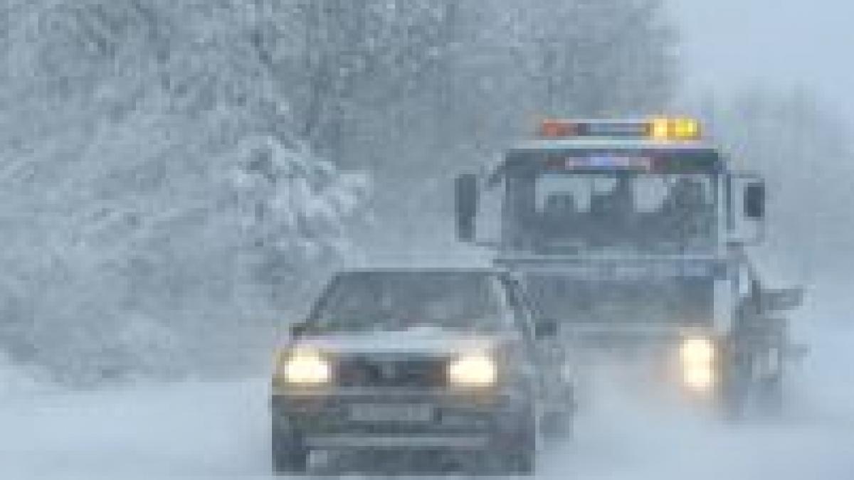 ninsori abundente in bulgaria zeci de turisti sunt blocati in munti