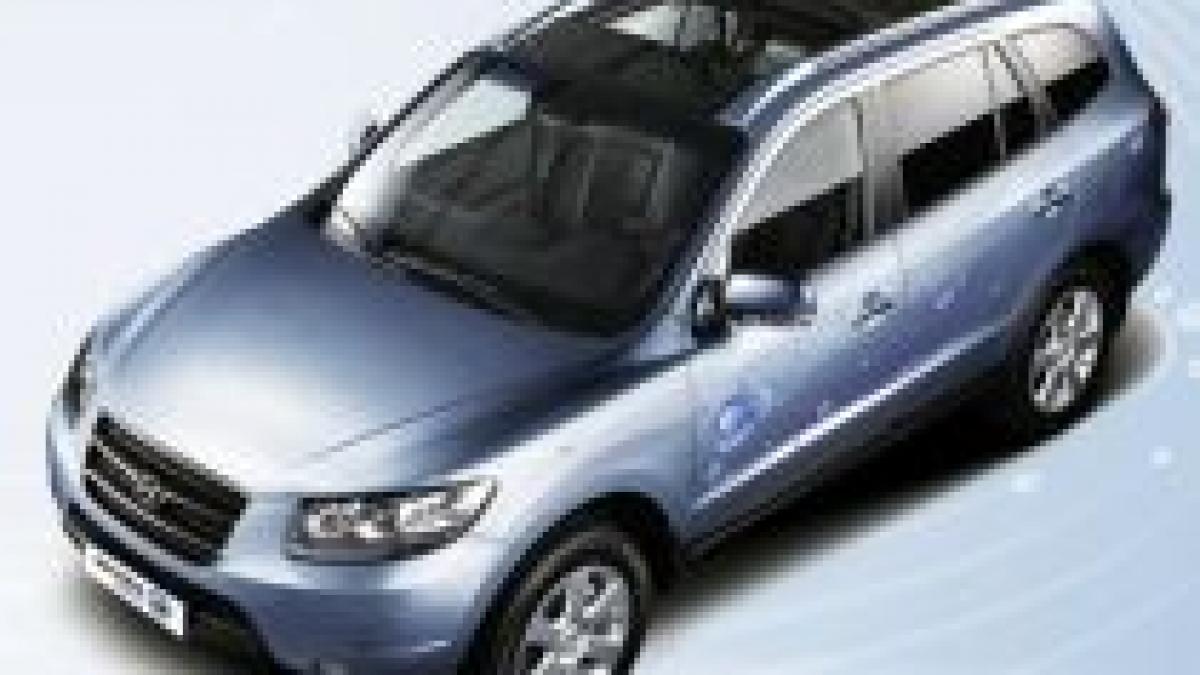 hyunday santa fe blue hybrid prezentat la salonul auto de la paris