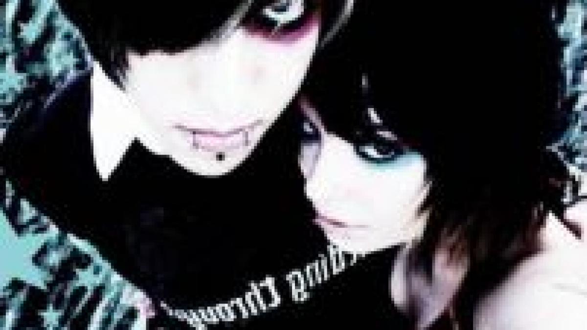 copiii emo din timisoara urmariti de politie si sri