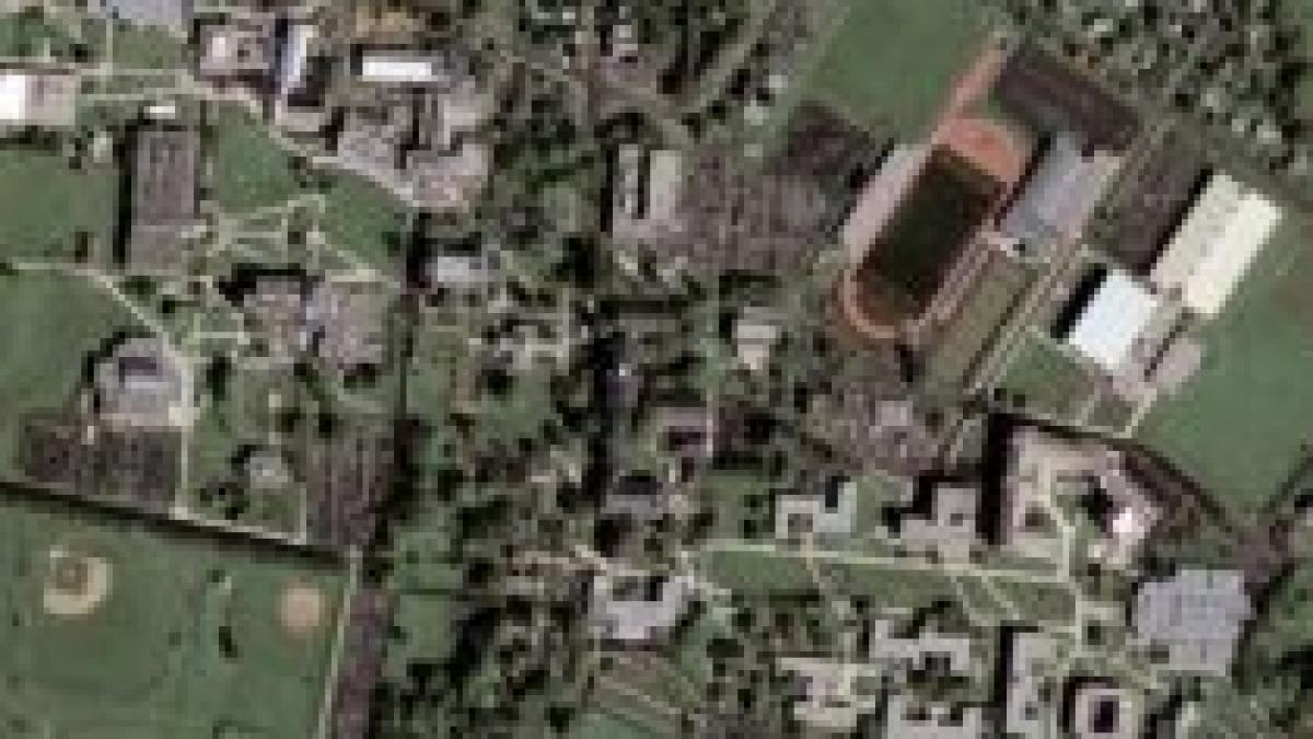 google fotografiaza acum pamantul mult mai clar cu cea mai mare camera foto digitala din spatiu