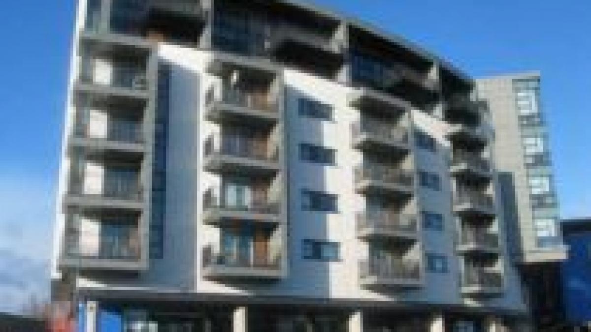 un canadian a cumparat 900 apartamente in romania spera sa le vanda cu 160 milioane euro