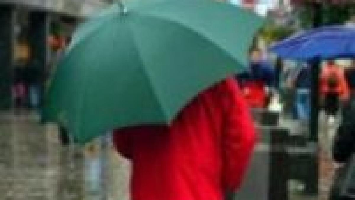 weekendul vine cu vreme urata si ploi temperaturile scad in toata tara