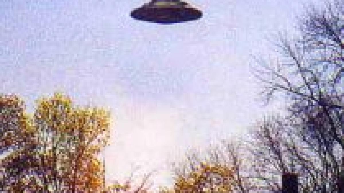 arhivele secrete britanice un pilot militar a primit ordin sa traga intr un ozn