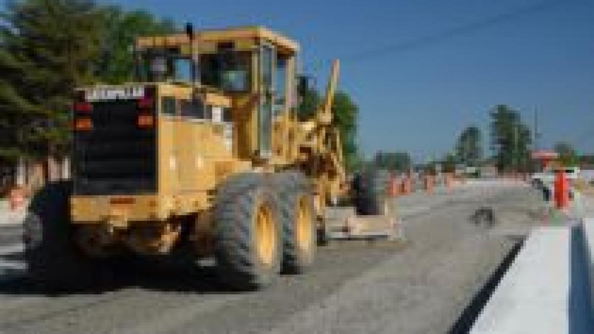 sute de nereguli la constructia autostrazii bechtel