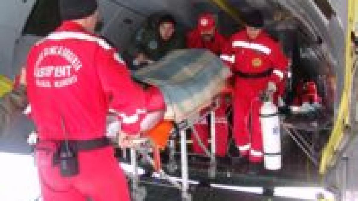 un copil de 11 ani si a dat foc in curtea casei