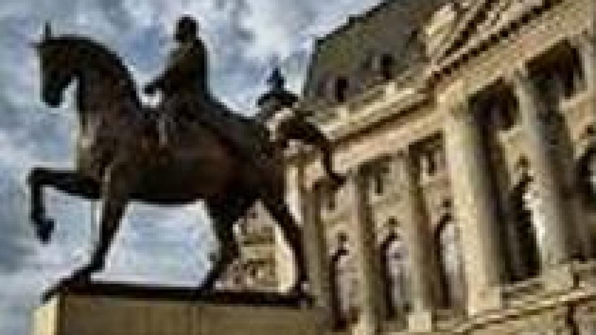 bronzul din statuia lui carol i a fost furat amplasarea ei misiune imposibila