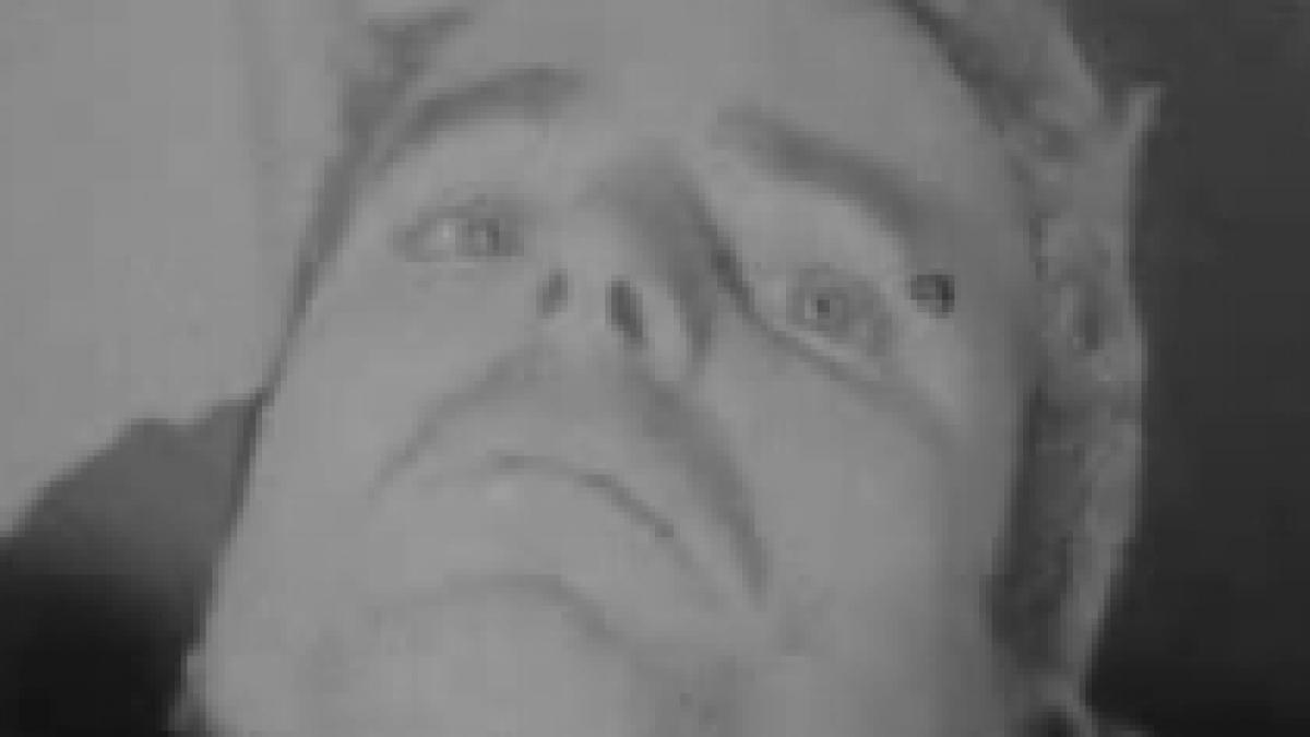 un interviu cu john mccain prizonier in razboiul din vietnam face furori inaintea alegerilor din sua