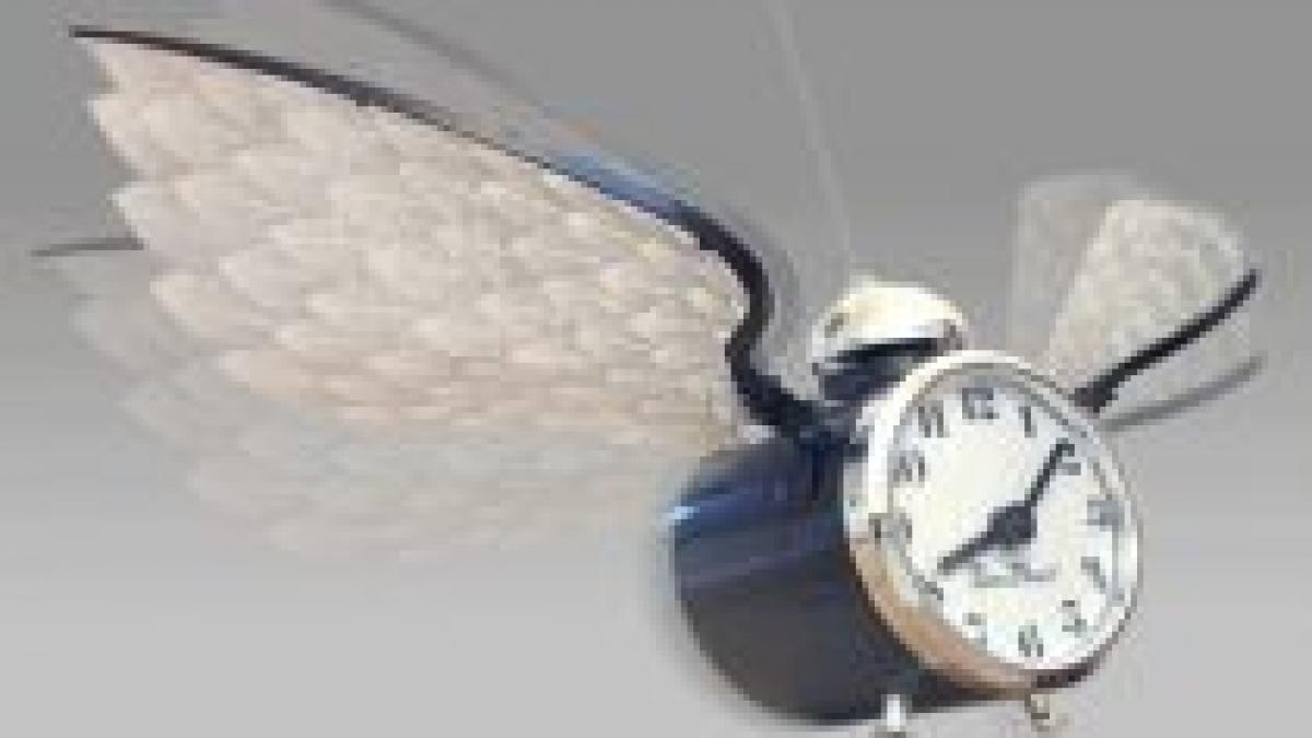 in noaptea de sambata spre duminica romania a revenit la ora de iarna