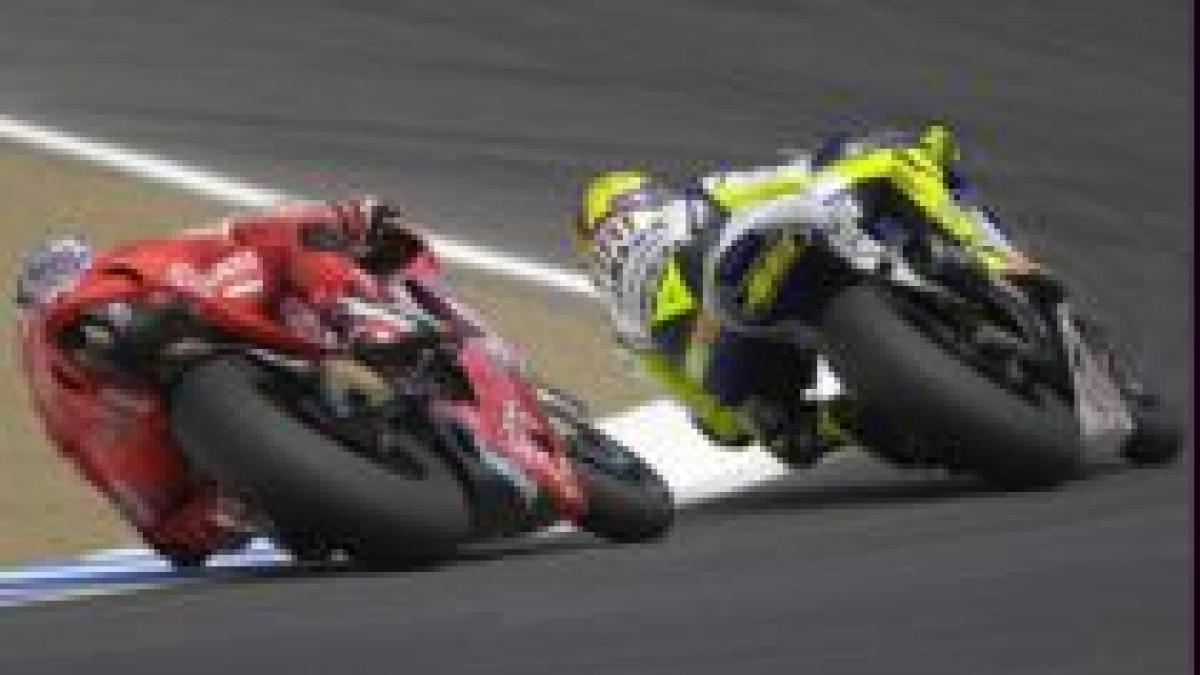 casey stoner a castigat grand prix ul valenciei la motogp rossi campion mondial video