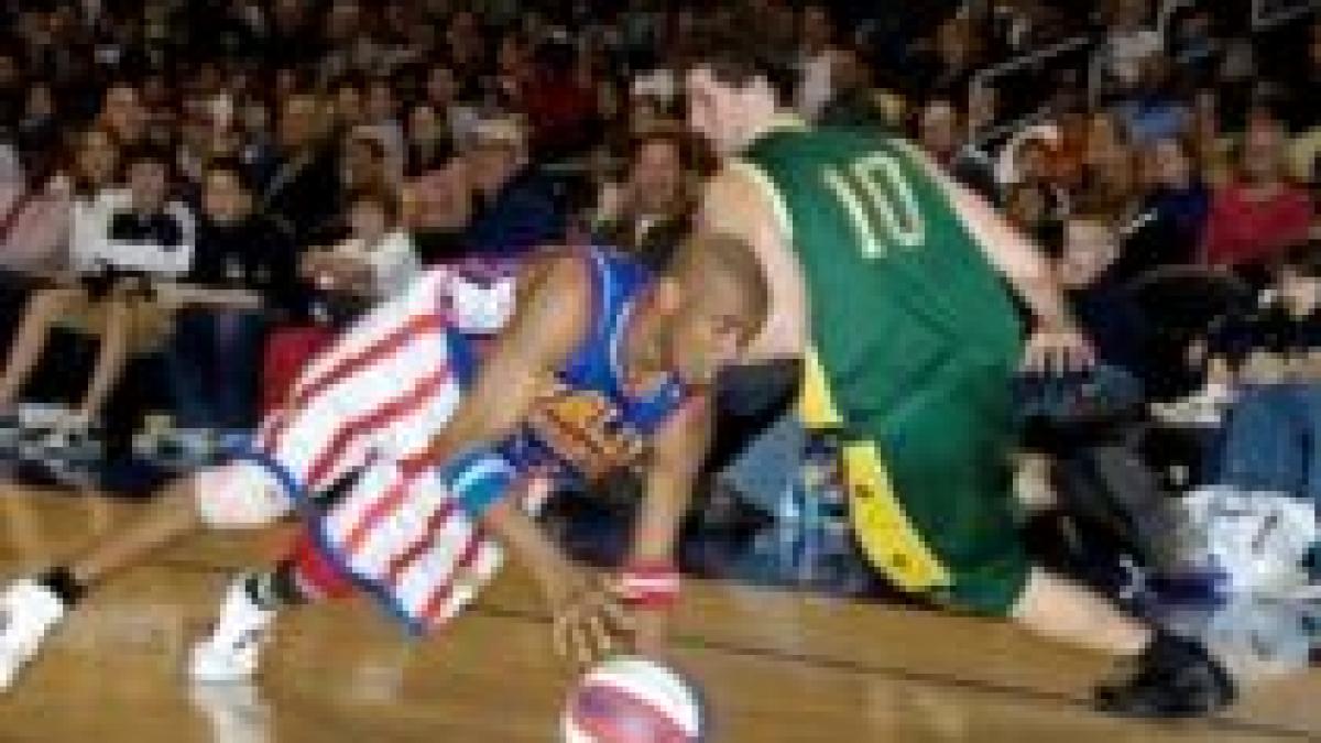 harlem globetrotters incepe turneul din romania cu un spectacol la targoviste video